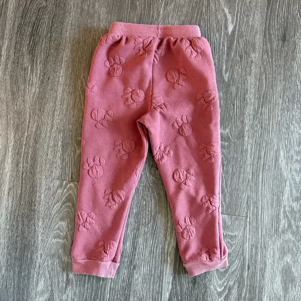 Pink Minnie Mouse Embossed Sweatshirt and Pants Set Size 4T - Picture 6 of 6